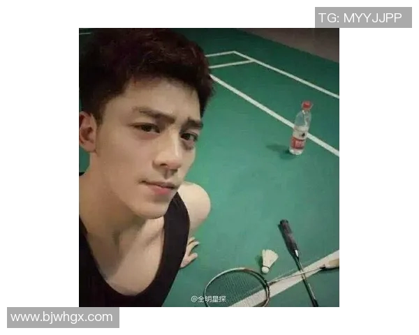 素人惊艳亮相竟与足球明星神似引发热议网友纷纷点赞